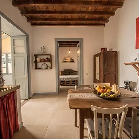 Mi Casa Es Tu Casa *